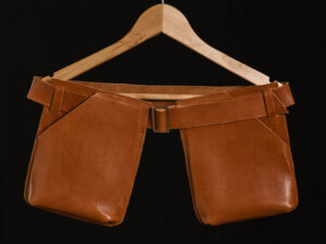 Cinturón de Cuero con Bolsillos