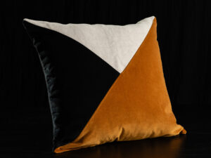 NEW IN! Almohadón Terciopelo Trío