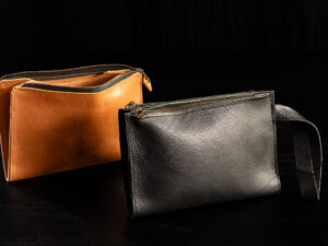 NEW IN! Monedero de Cuero