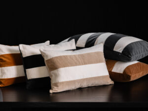 Almohadón Terciopelo Franjas