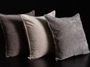 NEW IN! Almohadón Chenille