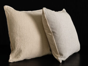 NEW IN! Almohadón Red Panal y Terciopelo
