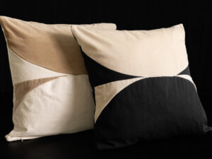 NEW IN! Almohadón Semicírculos