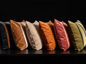 NEW IN! Almohadón Terciopelo Combinado